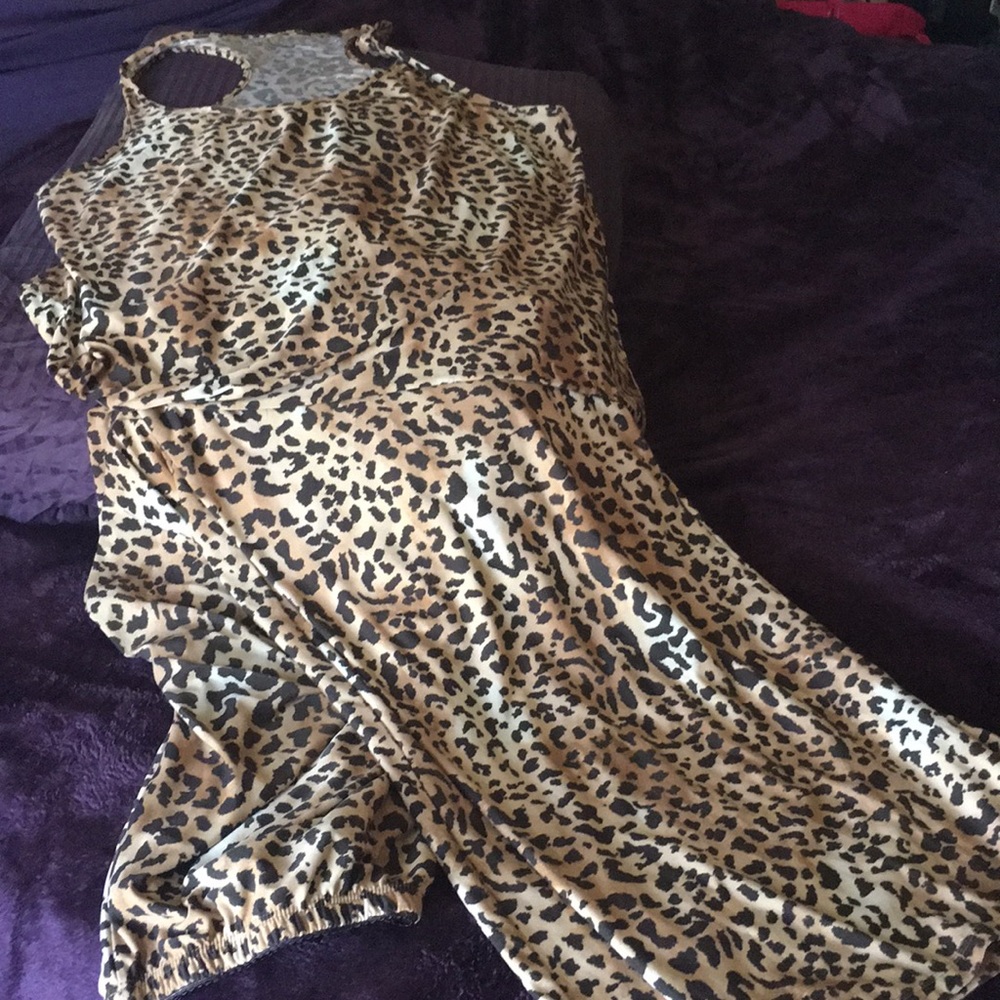 2 piece racer back leopard lounging pajamas